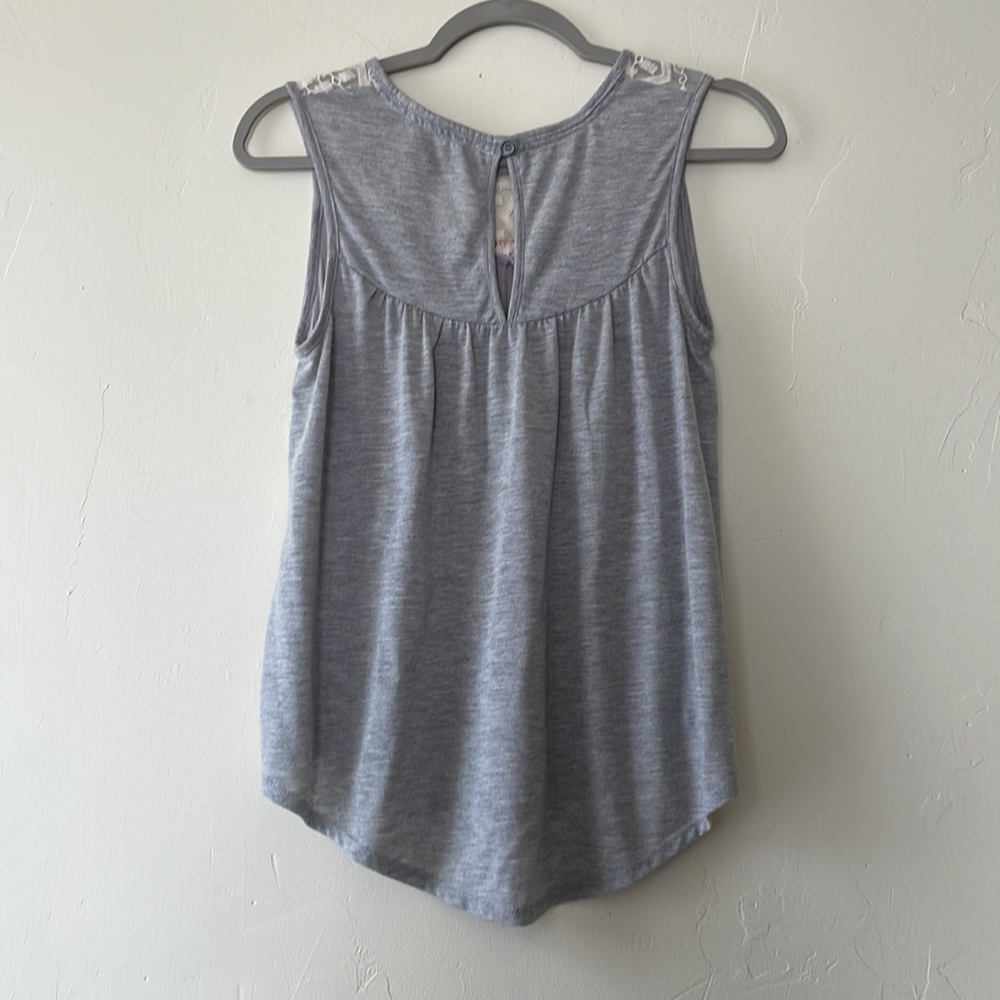 Rewind, Silver/lilac grey Tank top. Excellent condition, pre-owned. - Picture 5 of 5